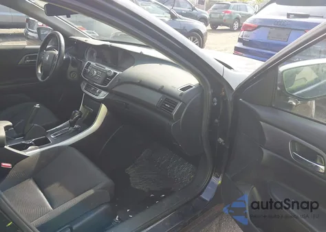 2015 Honda Accord Lx z USA, uszkodzony, nr VIN 1HGCR2F3XFA008420